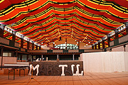 Marstall Zelt von Innen (©Foto: Marikka-Laila Maisel)